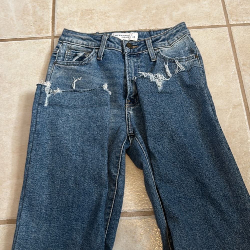 NWOT Just Black Denim Cropped Ankle Jeans Size 24